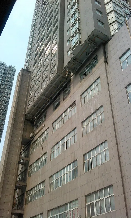 国储天地城1室1卫南朝向1200.00元/月出租
