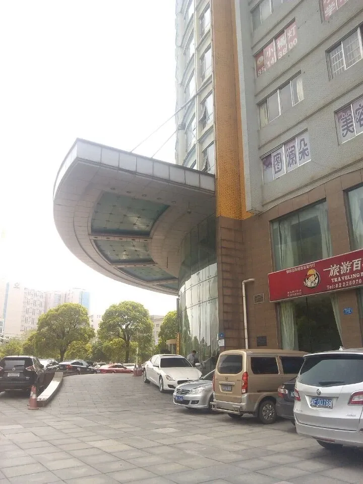 时代帝景公寓3室2厅2卫南朝向4500.00元/月出租