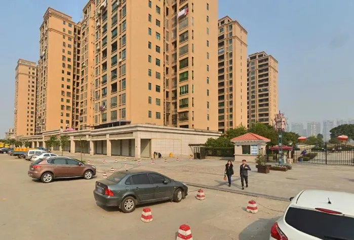 财富名园3室2厅2卫南朝向3000.00元/月出租