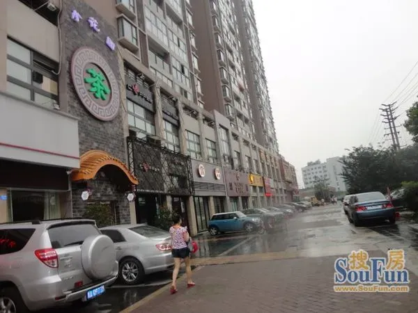 香木林加州国际2室1厅1卫东南朝向2200.00元/月出租