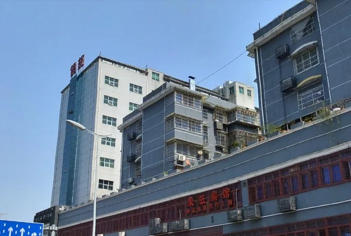 青山祠社区2室1厅1卫东南朝向1550.00元/月出租