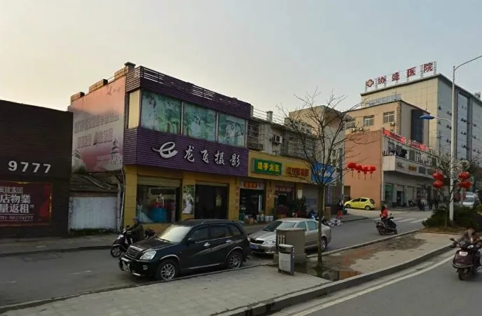 枫林家园2室2厅1卫东南朝向2300.00元/月出租