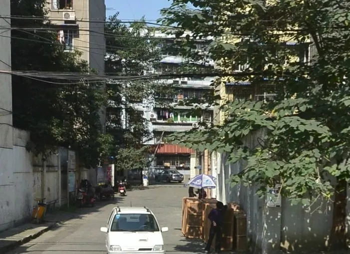 大石东路社区2室1厅1卫东南朝向1700.00元/月出租
