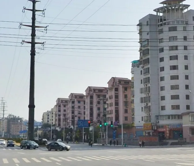 麓谷燕园1室1厅1卫南朝向1700.00元/月出租