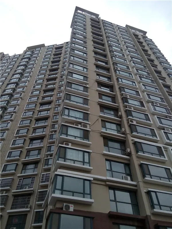 半岛明珠二期3室1厅2卫南朝向2200.00元/月出租