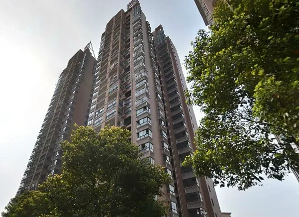 金霞湘绣园2室2厅1卫南朝向2000.00元/月出租