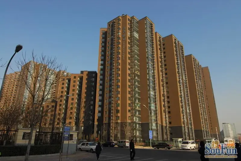 和谐雅园3室1厅2卫东西南北朝向10500.00元/月出租
