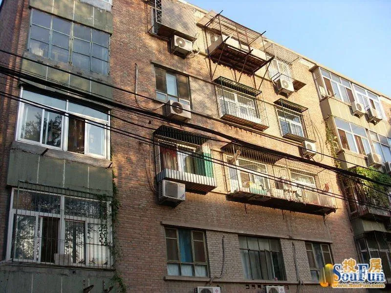 樱桃头条2室1厅1卫南北朝向4900.00元/月出租