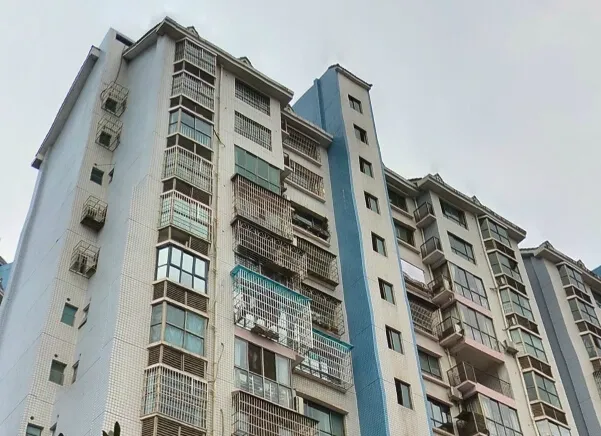 星沙四区1室1厅1卫南朝向850.00元/月出租