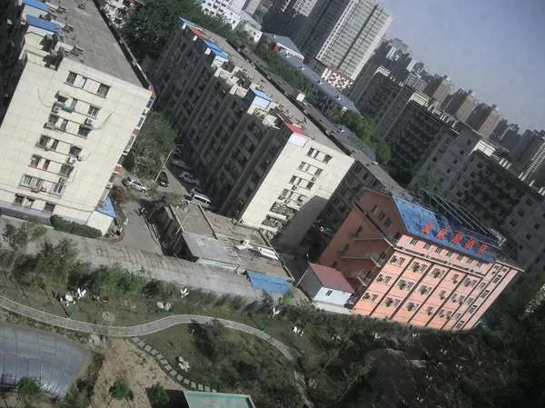 建华南里二手房实景图