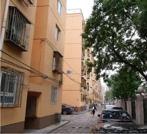 北三环中路46号院2室1厅1卫东西朝向7800.00元/月出租