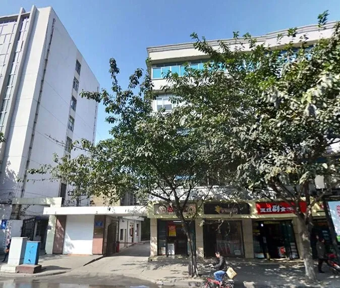 永丰路12号院2室2厅1卫西南朝向2300.00元/月出租