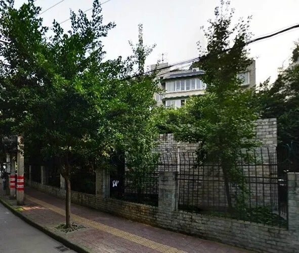 上汪家拐街34号院3室1厅1卫南朝向2800.00元/月出租