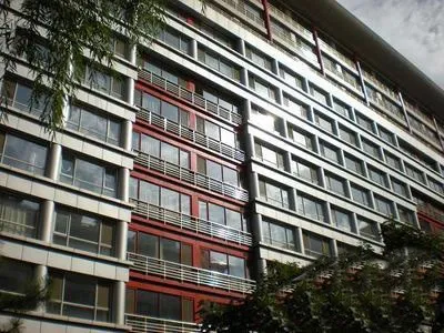 宽街小区4室2厅2卫东西朝向3600.00元/月出租
