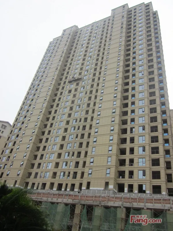 兴苏广场3室2厅2卫南朝向2500.00元/月出租