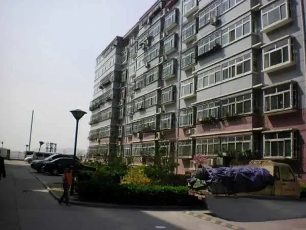 分水岭小区3室1厅1卫南朝向1200.00元/月出租