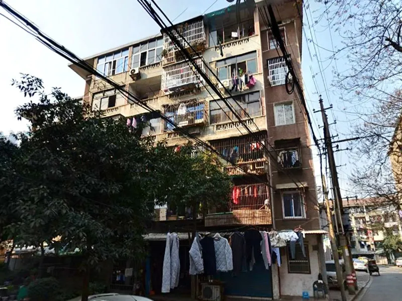 工农街小区2室1厅1卫南朝向1300.00元/月出租