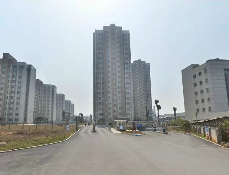 省军区马坡岭八一小区3室2厅2卫南北朝向2300.00元/月出租