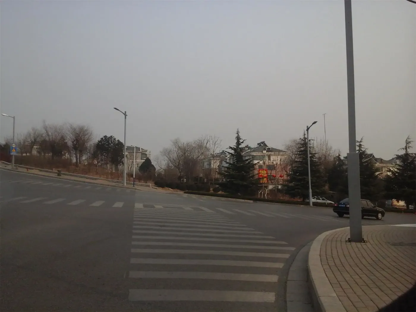 澳泰山庄3室2厅2卫南朝向2200.00元/月出租