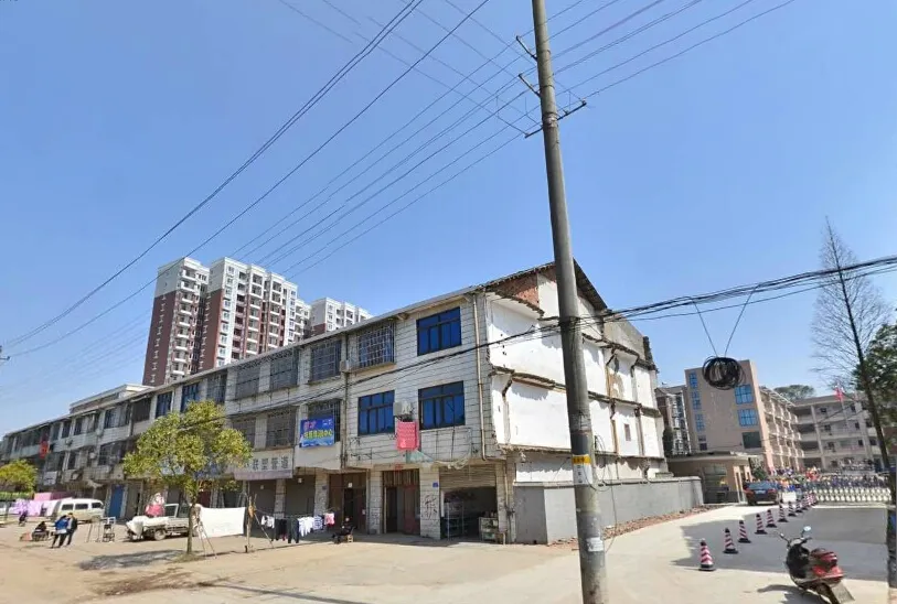 雷锋小学教师职工楼3室2厅1卫南北朝向1200.00元/月出租