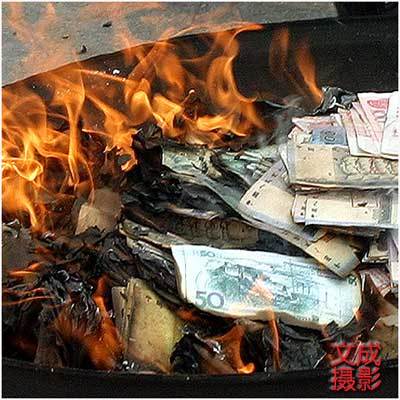 点击查看图片 点击查看图片