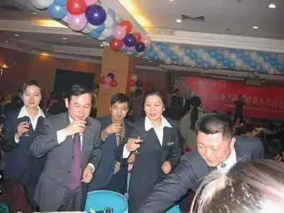 济南市新的城市中心:“山东第一楼”东环国际广场