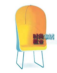 温暖色彩的椅子