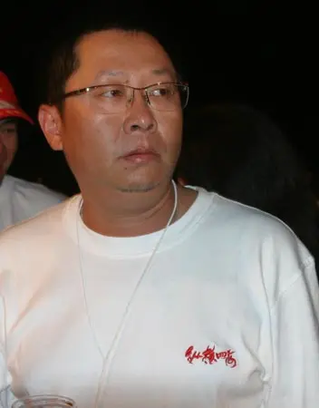 罗昭行 罗昭行