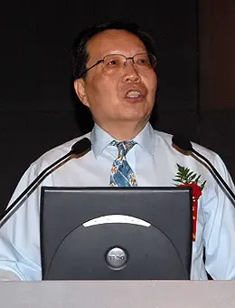 中国贸促会建设行业分会会长、原建设部外事司司长龚沪生先生致辞 中国贸促会建设行业分会会长、原建设部外事司司长龚沪生先生致辞