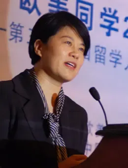 王利芬 CCTV《赢在中国》总制片人 王利芬 CCTV《赢在中国》总制片人