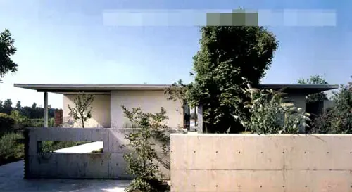 ��ɫ�м�ͥסլ