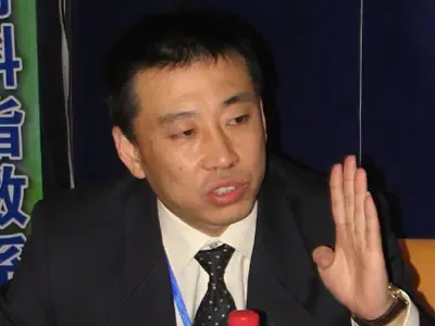 专访:浙江金迪木业公司技术总监 冯毅 专访:浙江金迪木业公司技术总监 冯毅