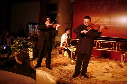 世界绝世名琴名家音乐会荣尊堡俱乐部隆重举行 世界绝世名琴名家音乐会荣尊堡俱乐部隆重举行