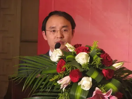 搜房控股副总裁、搜房家居集团总裁 张步镇 搜房控股副总裁、搜房家居集团总裁 张步镇
