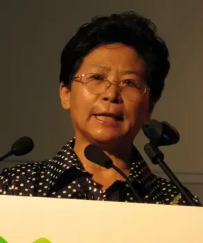 全国工商联石材业商会、常务理事李桂芝 全国工商联石材业商会、常务理事李桂芝