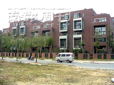 章子怡成长地图从穷街陋巷到豪宅全曝光(组图) 章子怡成长地图从穷街陋巷到豪宅全曝光(组图)