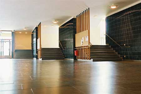 阿尔瓦阿尔托设计的楼梯