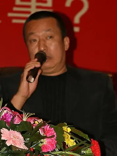意风家具 温世权 意风家具 温世权