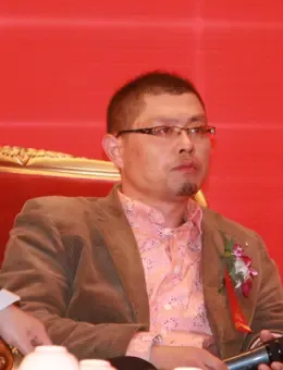 家里会科技集团总裁 杨守彬 家里会科技集团总裁 杨守彬