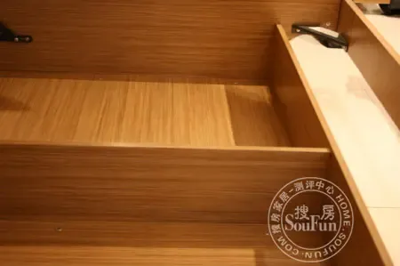 点击查看图片 点击查看图片