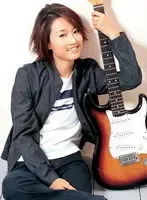 幸福新娘马伊俐 超甜美纯情的家居照(组图) 幸福新娘马伊俐 超甜美纯情的家居照(组图)