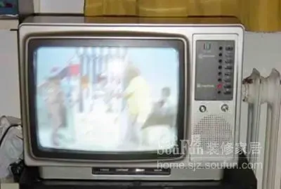 彩电的出现在那个年代无疑是个惊喜 彩电的出现在那个年代无疑是个惊喜