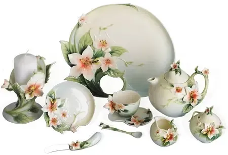 现代陶瓷名品法蓝瓷鉴赏 现代陶瓷名品法蓝瓷鉴赏