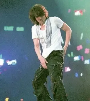 史上最全中外知名男明星变态雷人照集合(组图) 史上最全中外知名男明星变态雷人照集合(组图)