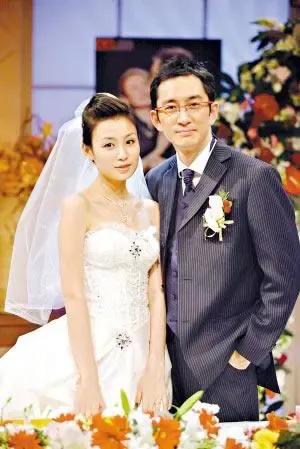 “嫩草吃老牛”盘点嫁给港台老帅哥的内地美女