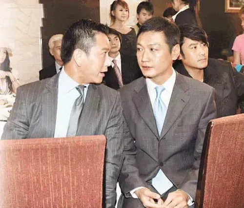 盘点娱乐圈最著名的十对“情敌” 盘点娱乐圈最著名的十对“情敌”