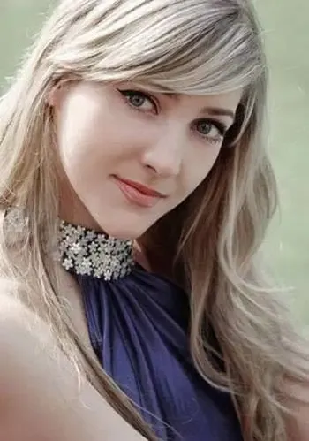 田径场上的绝世<em>美女</em> <em>身体</em>轻盈曲线<em>优美</em>(组图)-