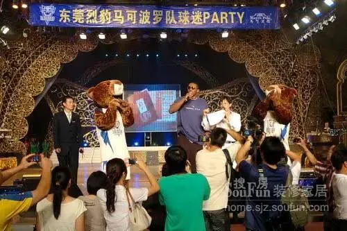 外援迈克 海尔斯献歌 外援迈克 海尔斯献歌
