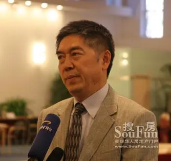 星耀集团董事长颜勇