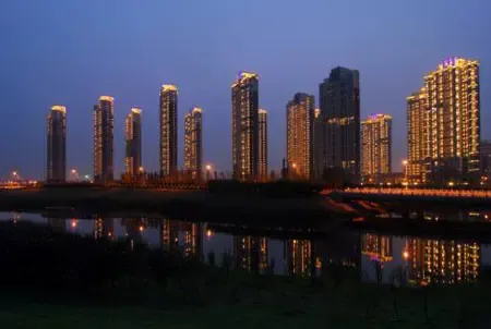 杭州楼市成交持续放量 世茂江滨花园人气飙升